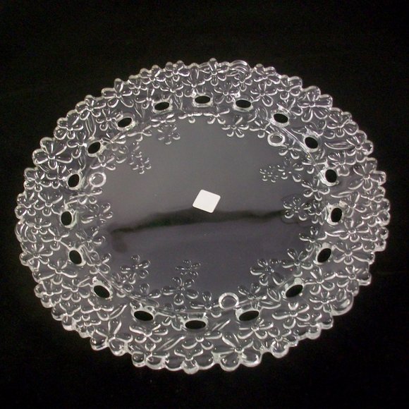 PartyLite Glass Hydrangea 3 Wick Candle Plate - Picture 1 of 4